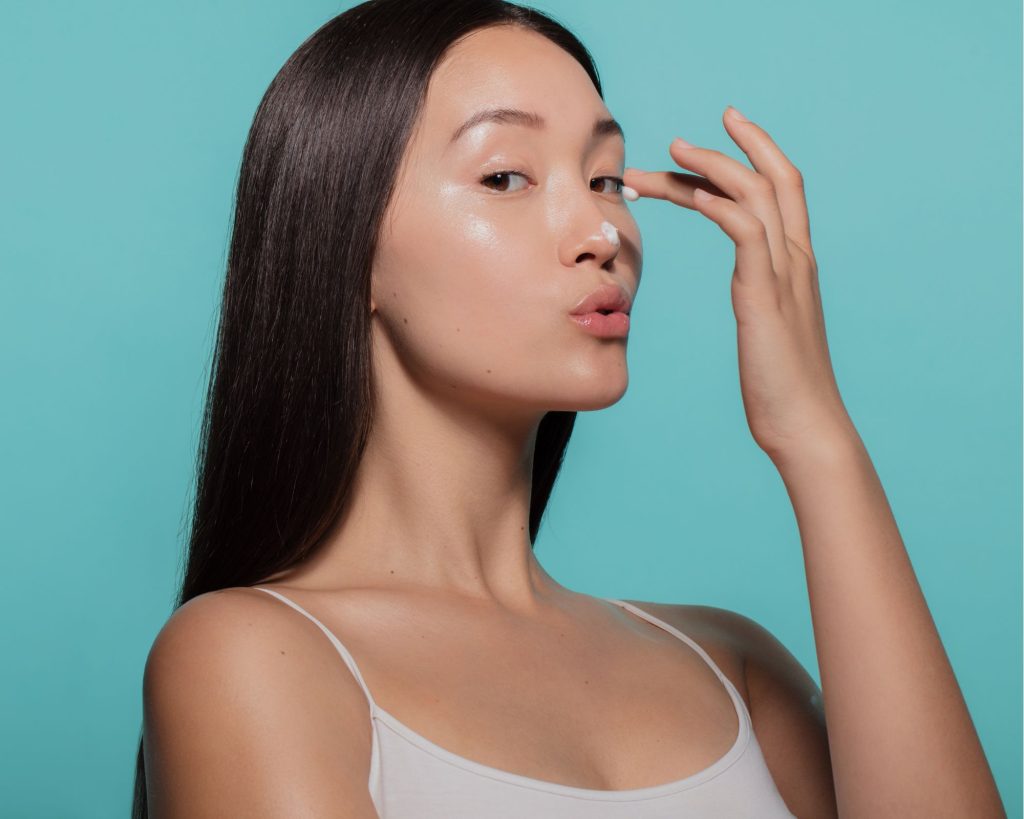 Why Do Koreans Always Have A Small Face & How To Achieve It?