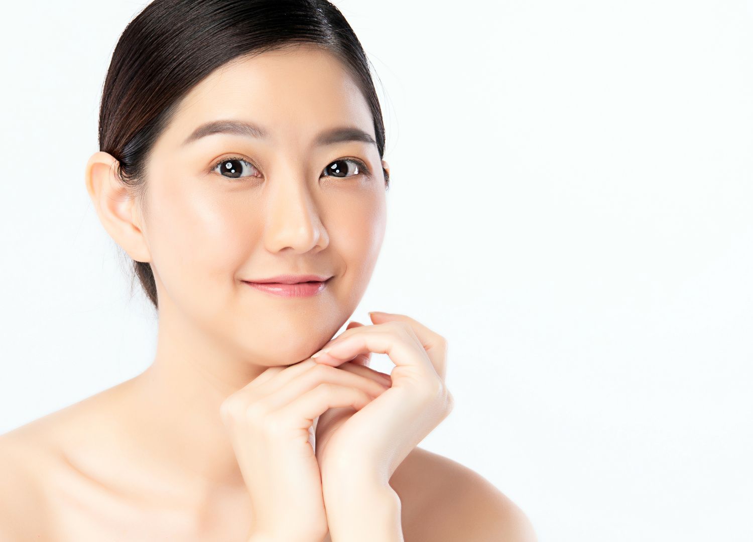 Achieve a clear and radiant skin with Carbon Laser Peel
